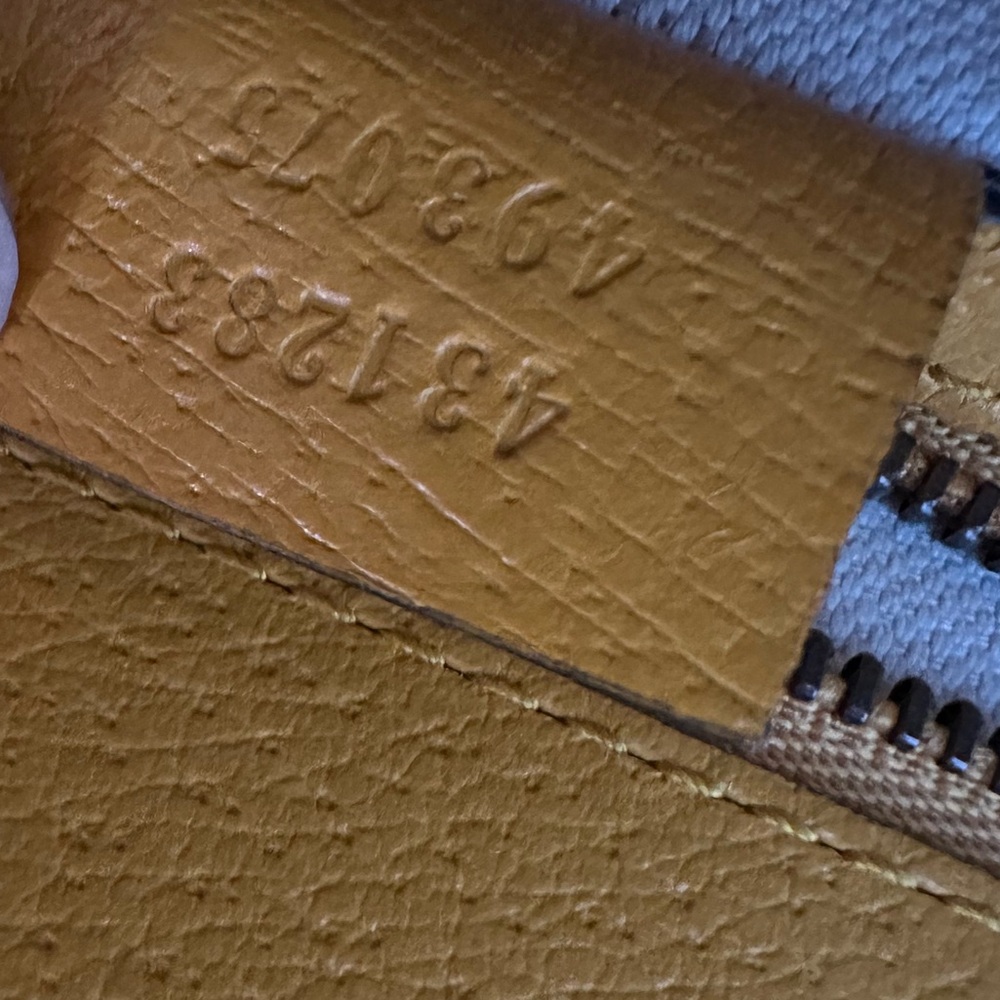 Gucci Mustard Leather Shoulder Bag with Gold Chain - Picture 10 of 16